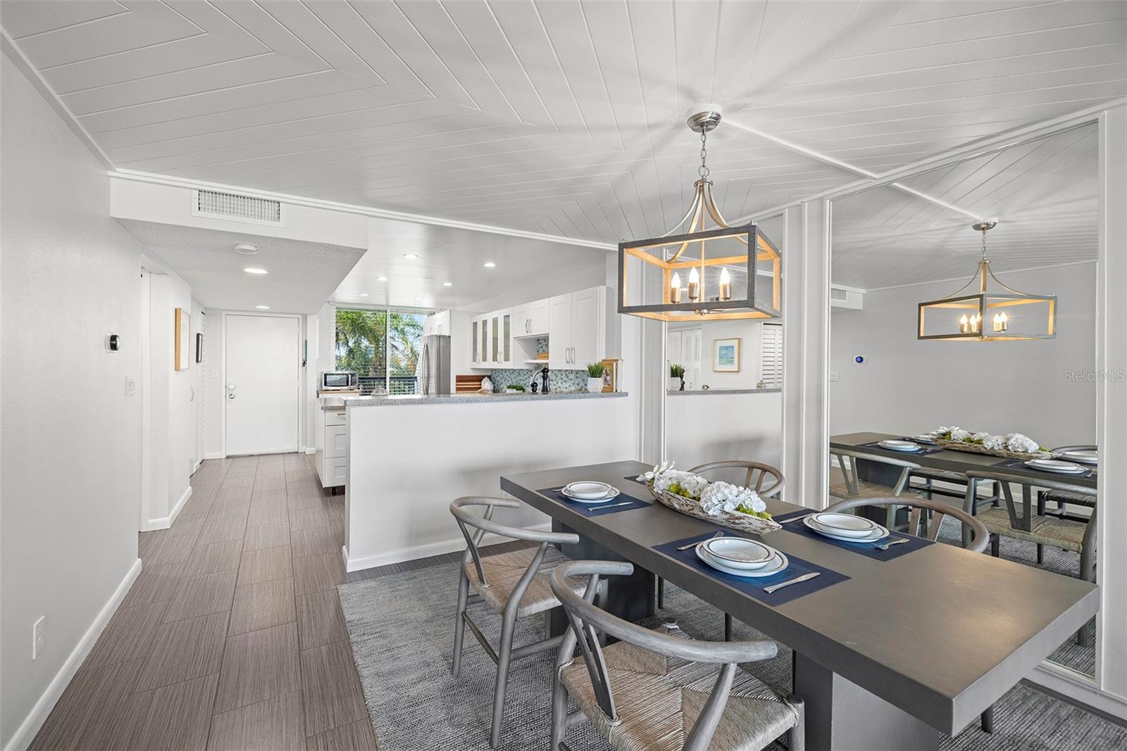Open floor plan for entertaining