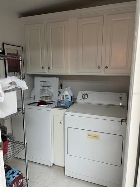 WASHER & DRYER