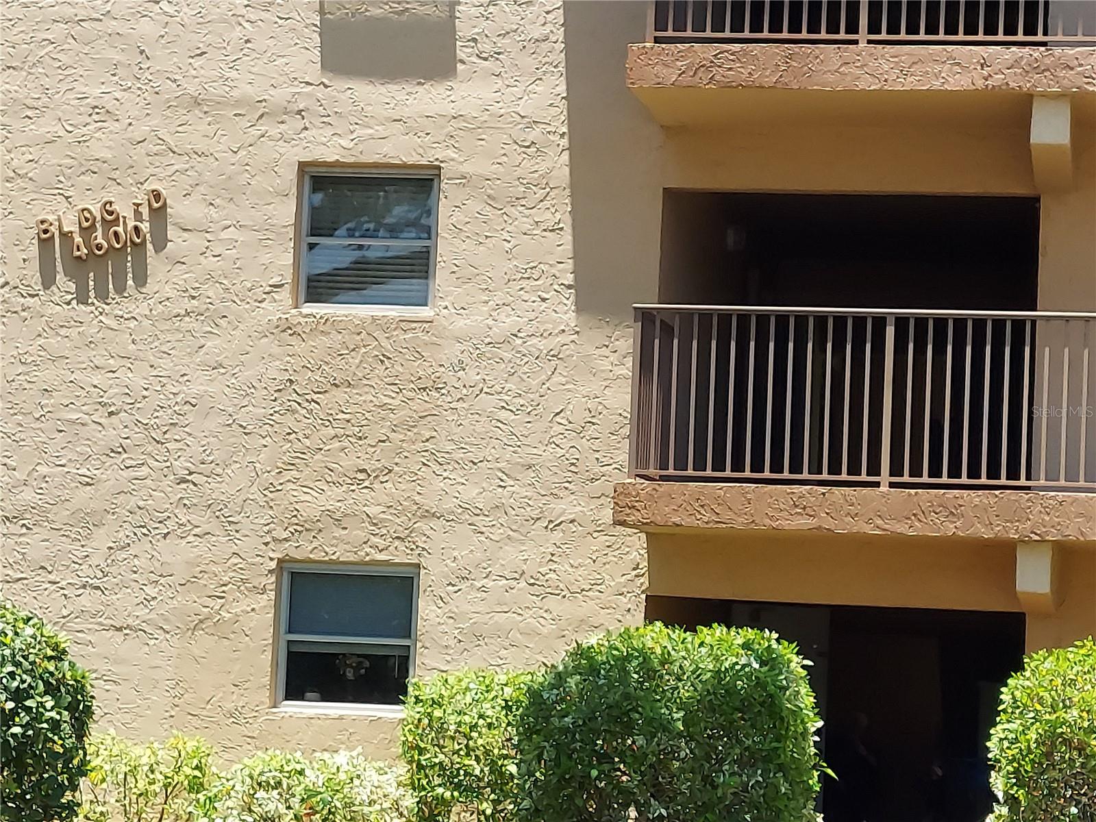 4600 building