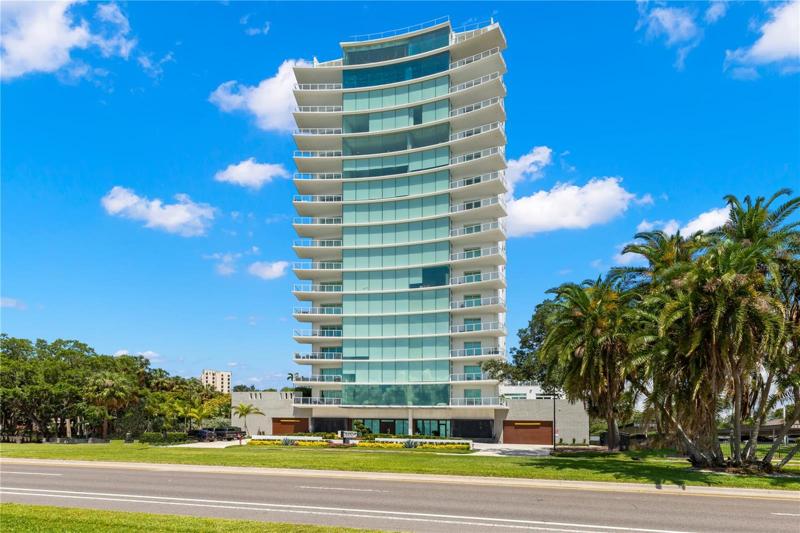 The Sanctuary...Single family living in the sky!