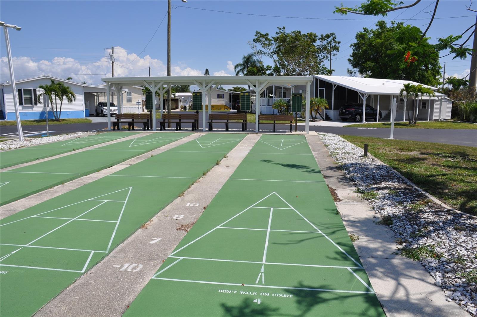 SHUFFLEBOARD COURT