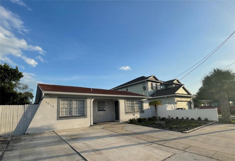 Front with driveway