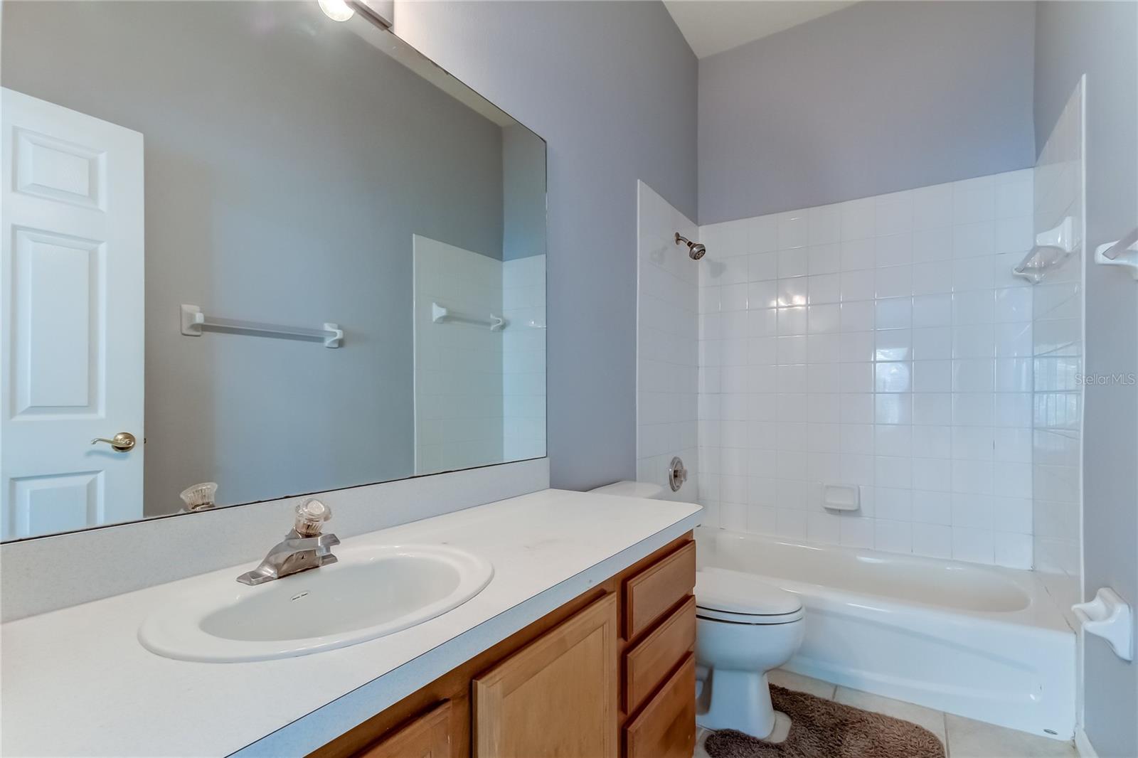 Primary En-Suite Bathroom
