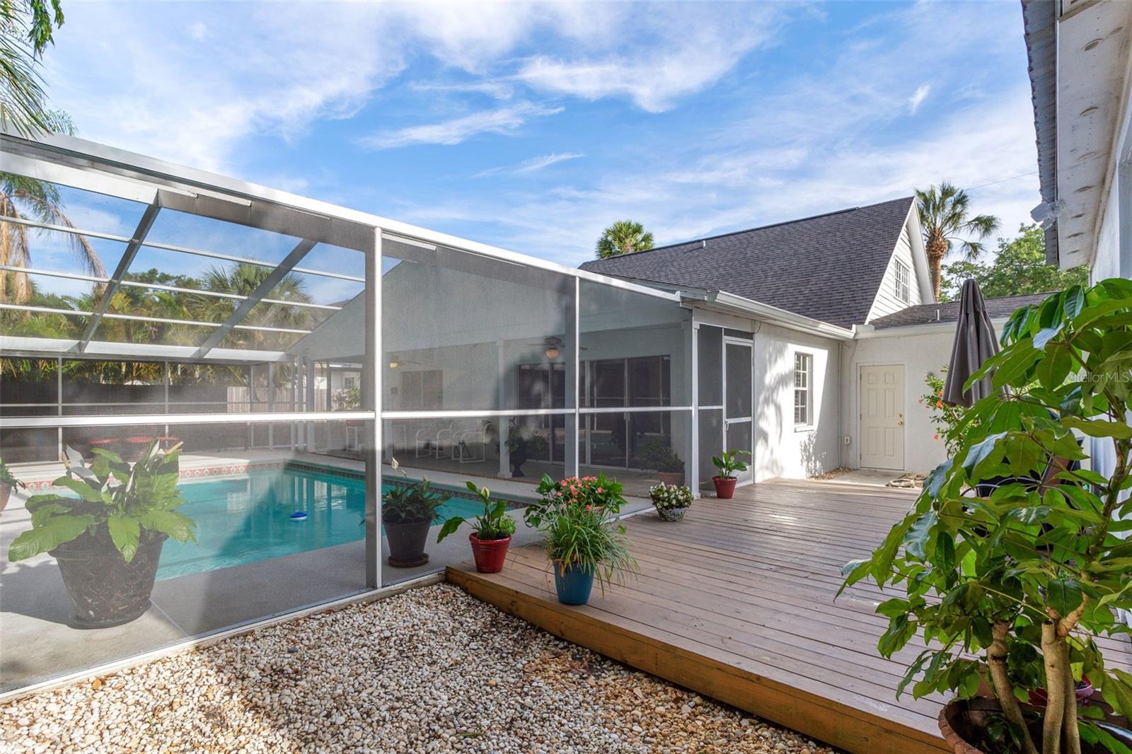 Spacious back yard
