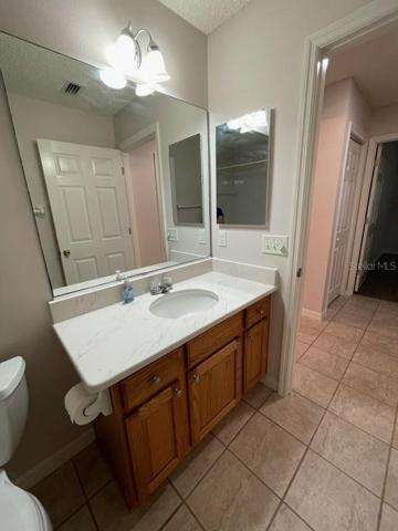 Guest Bath 1