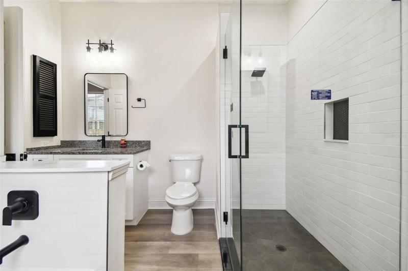 Jack n Jill bathroom