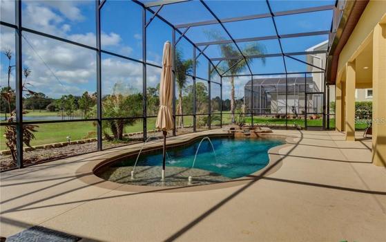 Shower for Ensuite Bathroom Bedroom 1 / Pool Bathroom