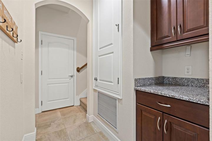 Kitchen/Dining Area