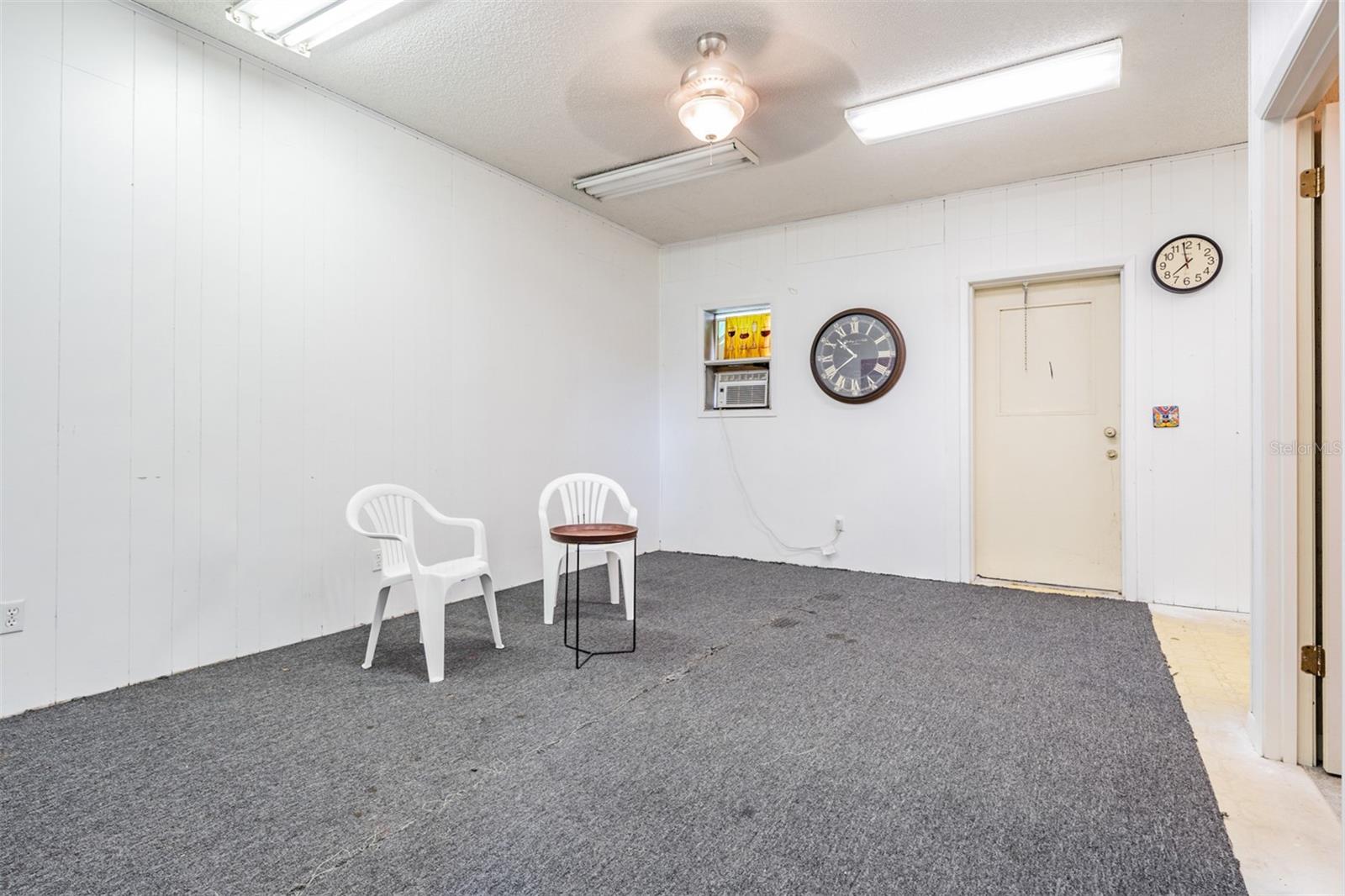 1 bedroom apartment with FULL BATH...could be office with separate entrance