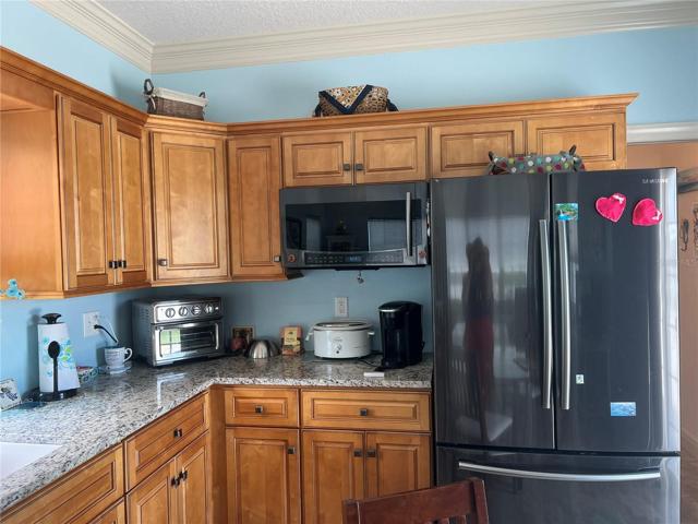 Full size refrigerator