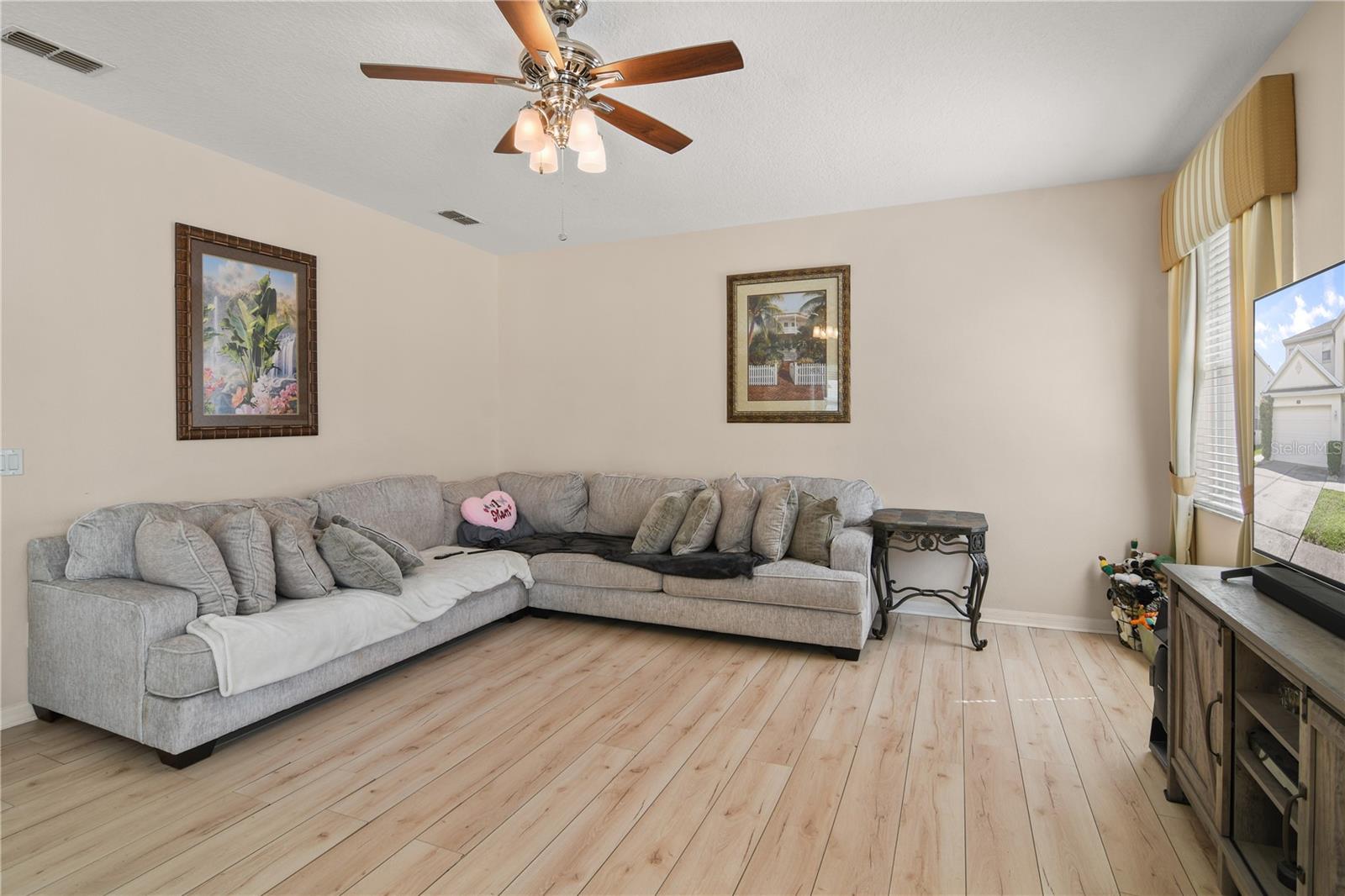 FAMILY ROOM.