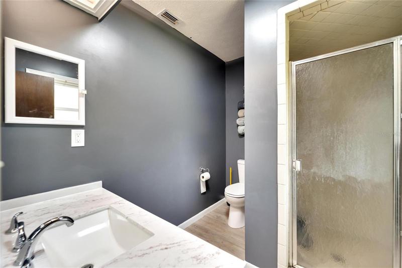 Main Bedroom Ensuite