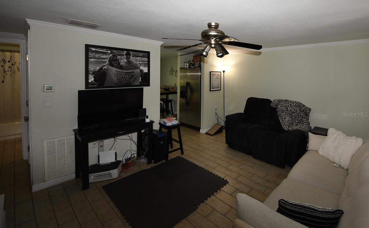 1322 54th E Avenue #17-D, Bradenton, Florida 34203, 2 Bedrooms Bedrooms, ,1 BathroomBathrooms,Residential,For Sale,54TH,A4573033