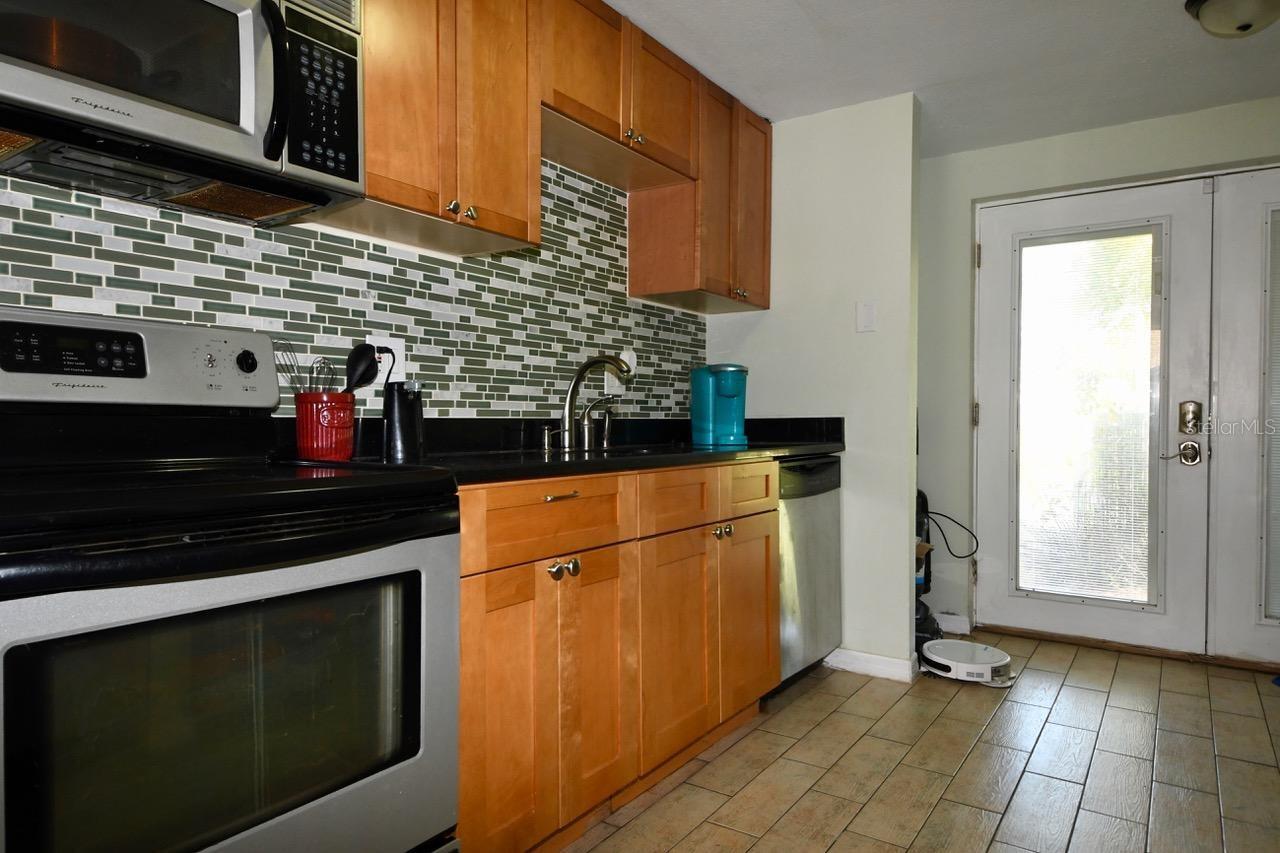 1322 54th E Avenue #17-D, Bradenton, Florida 34203, 2 Bedrooms Bedrooms, ,1 BathroomBathrooms,Residential,For Sale,54TH,A4573033
