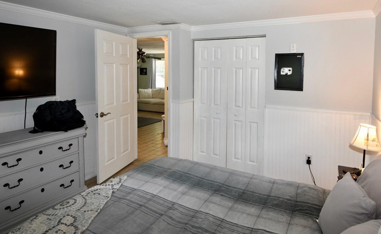 1322 54th E Avenue #17-D, Bradenton, Florida 34203, 2 Bedrooms Bedrooms, ,1 BathroomBathrooms,Residential,For Sale,54TH,A4573033