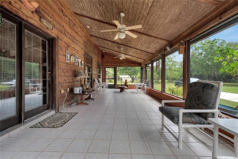 SCREEN PORCH