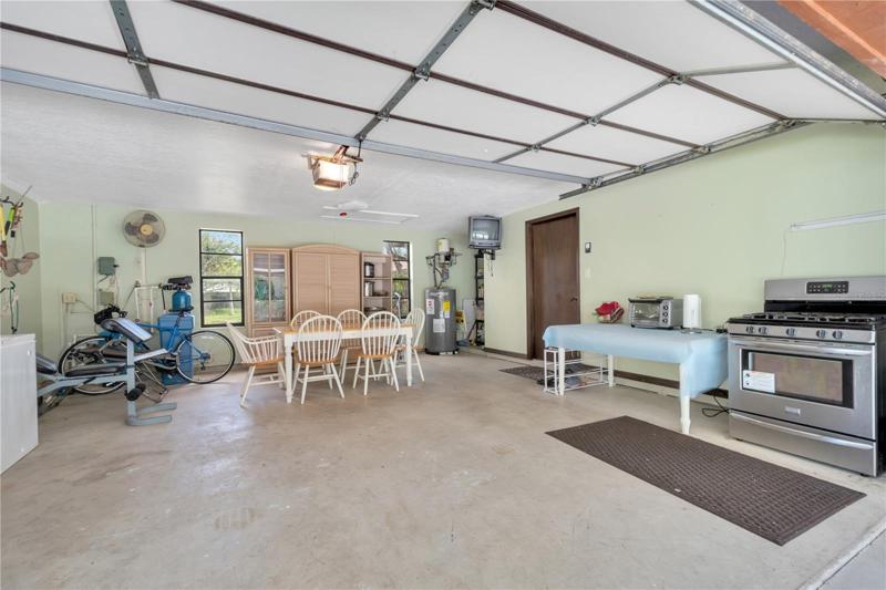 ATTACHED GARAGE
