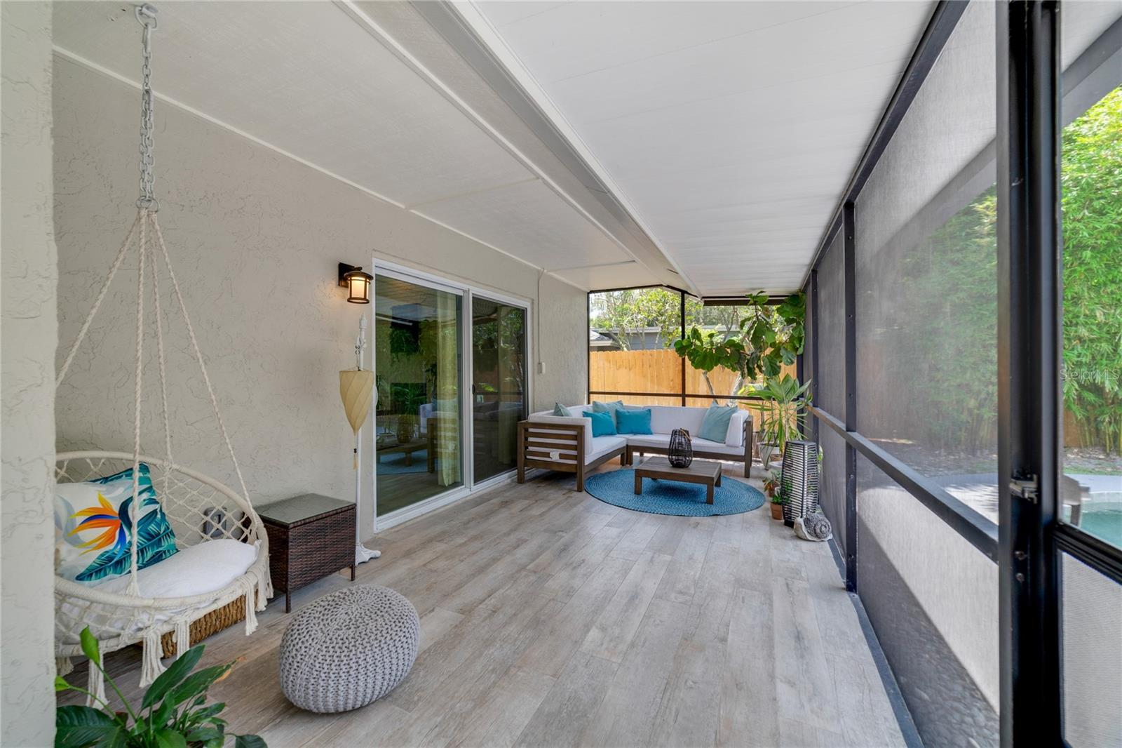 SCREENED LANAI.