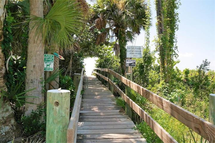 Private boardwalk