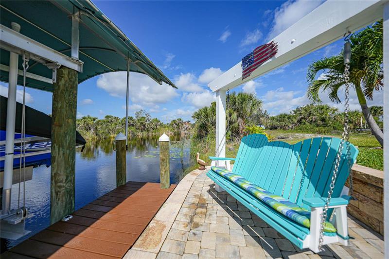 Dock