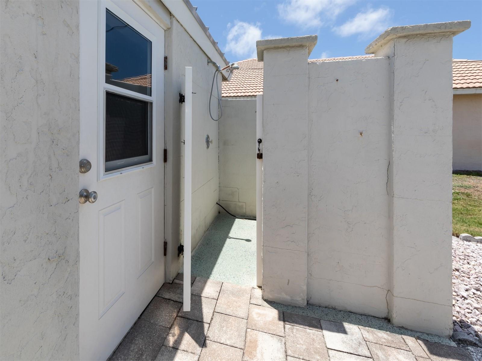 Handy and private outdoor shower