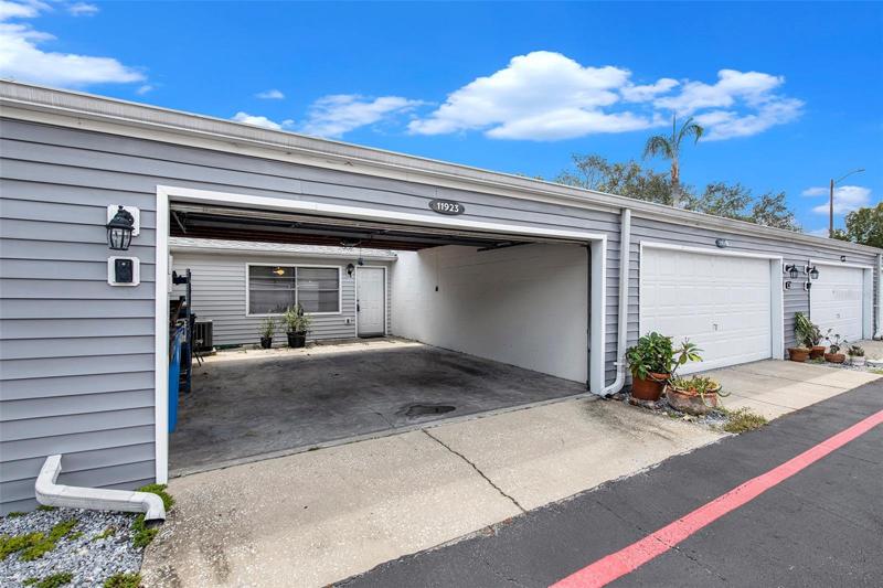 This is the front. Each unit has a garage/carport door in the front before the entry.