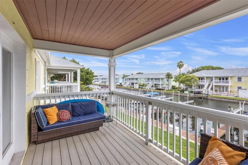 Boat slips. Ask for more info on rent/purchase options.