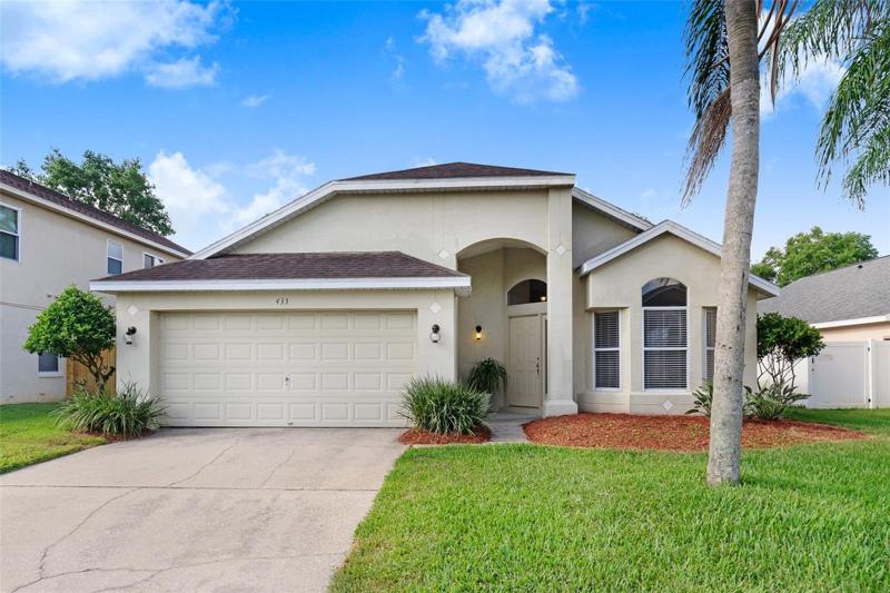 One story residence in established gated community