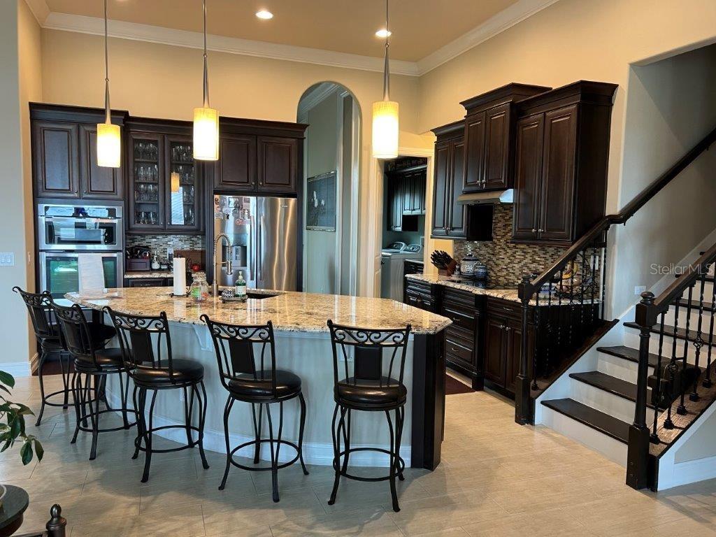 Kitchen Breakfast Area