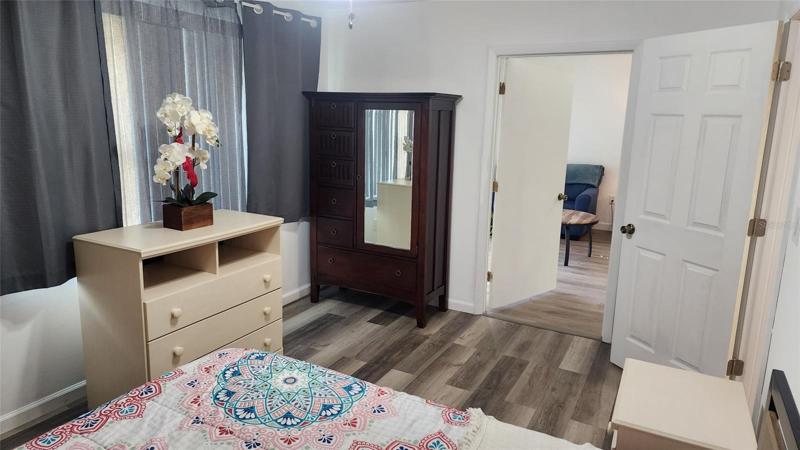 Guest bedroom