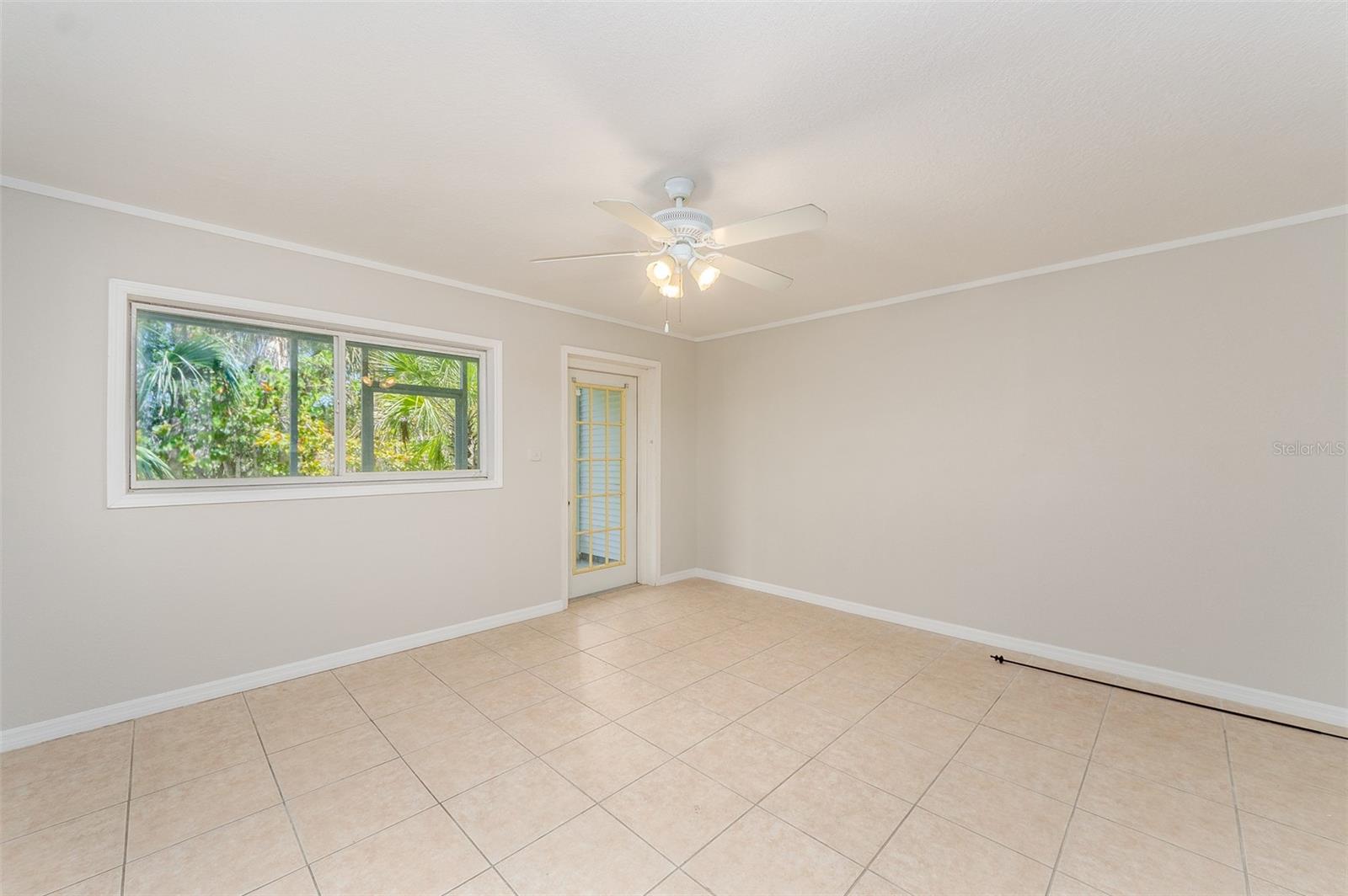 Bonus room - ground level