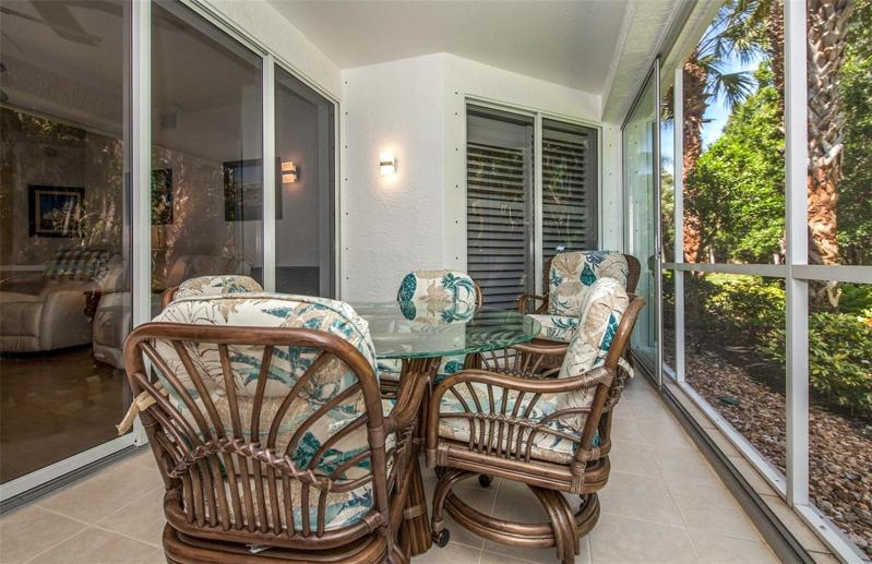 Screened Lanai with Glass Sliders