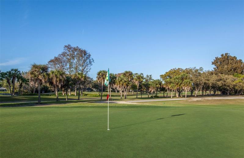 Nearby Golf