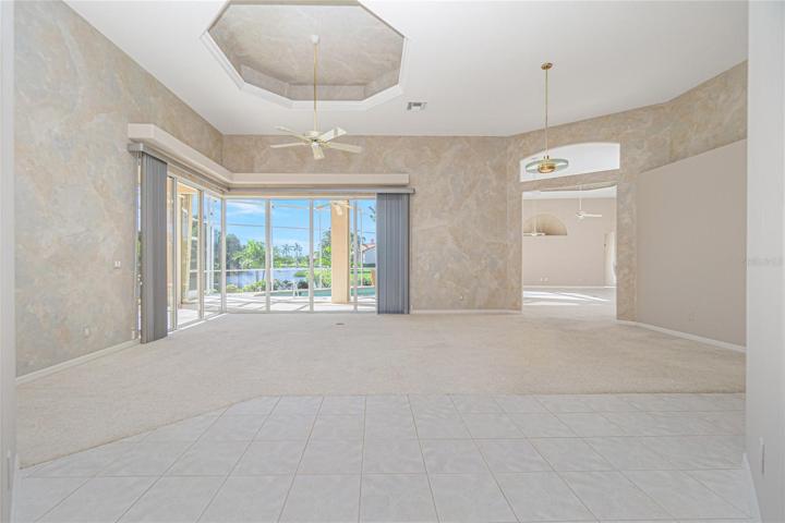 great room / dining room without furnishings