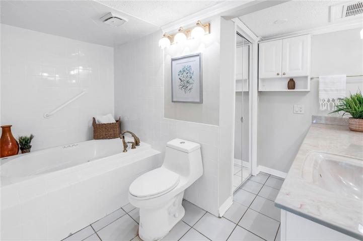 Primary owner's suite