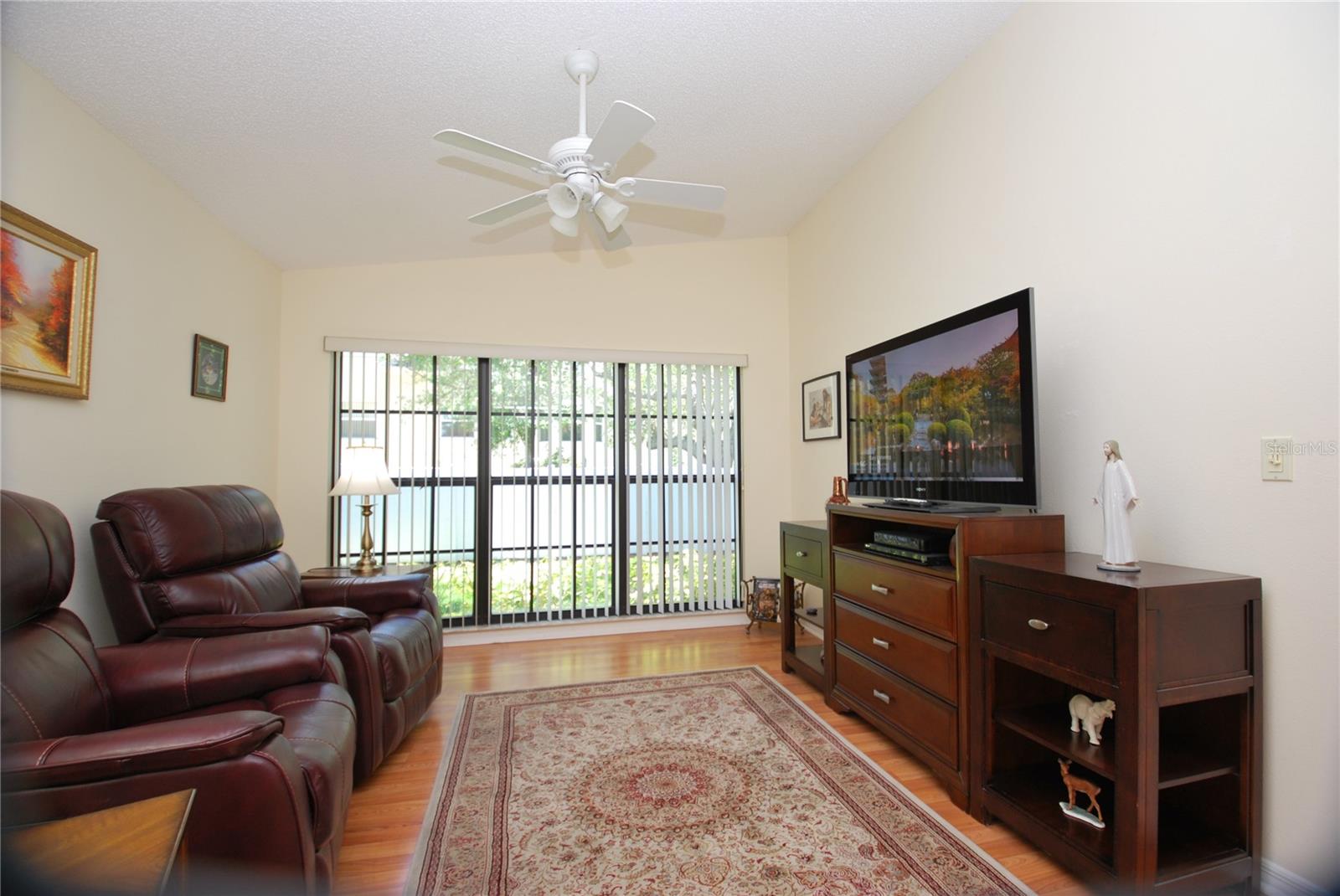Den/TV room
