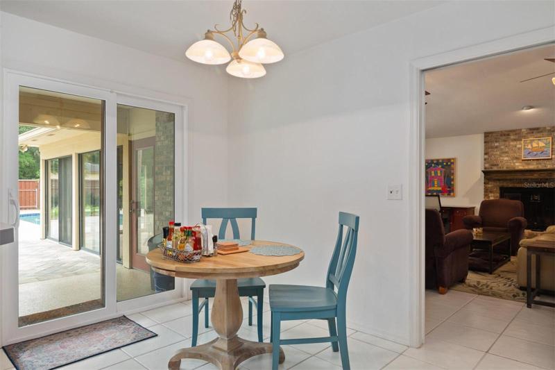 Breakfast Nook