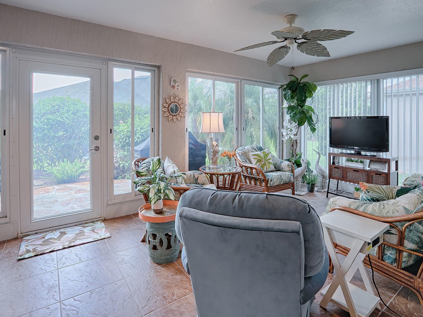 GREAT SPOT FOR ENTERTAINING FAMILY AND FRIENDS.