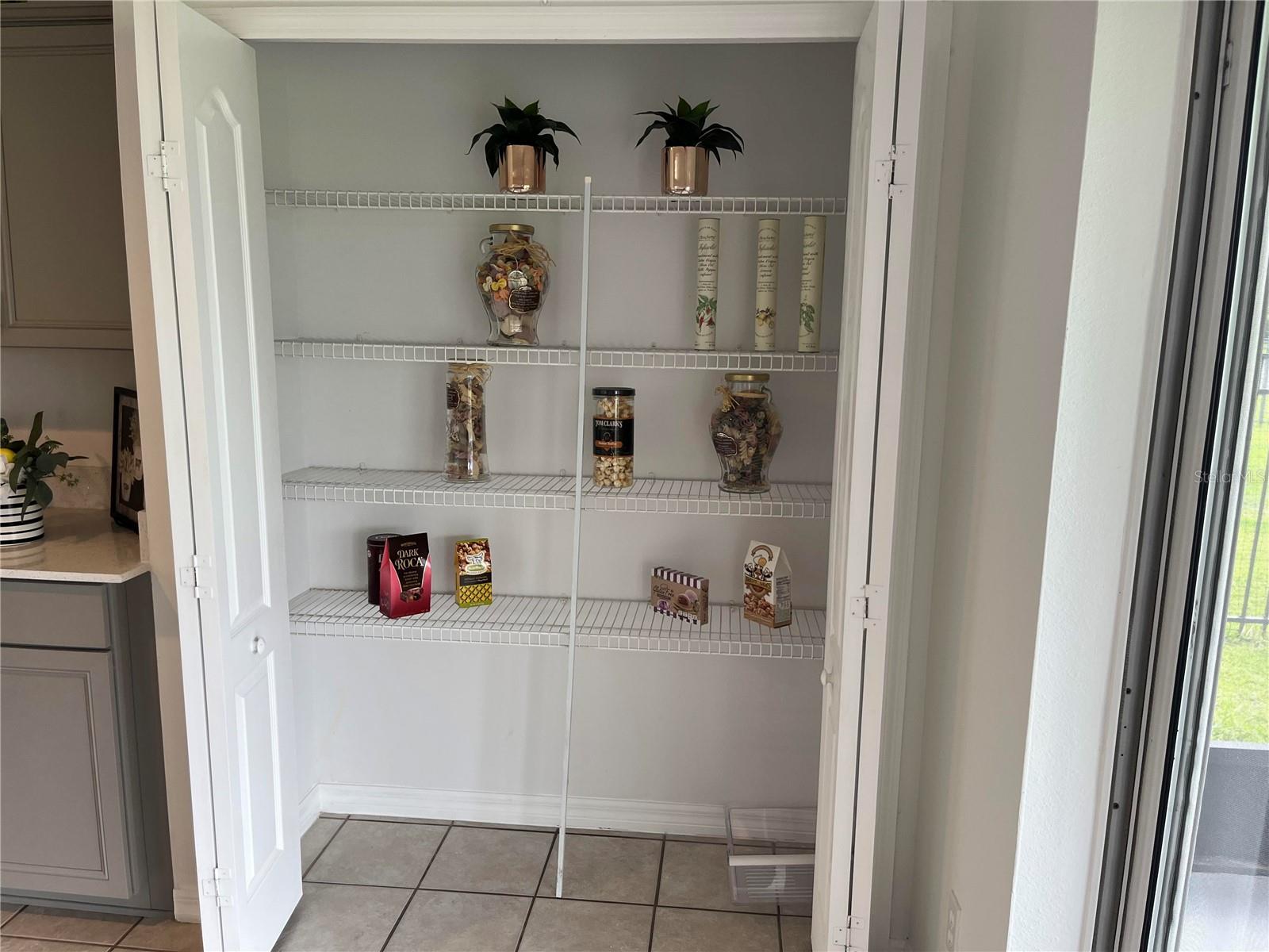 PANTRY CLOSET