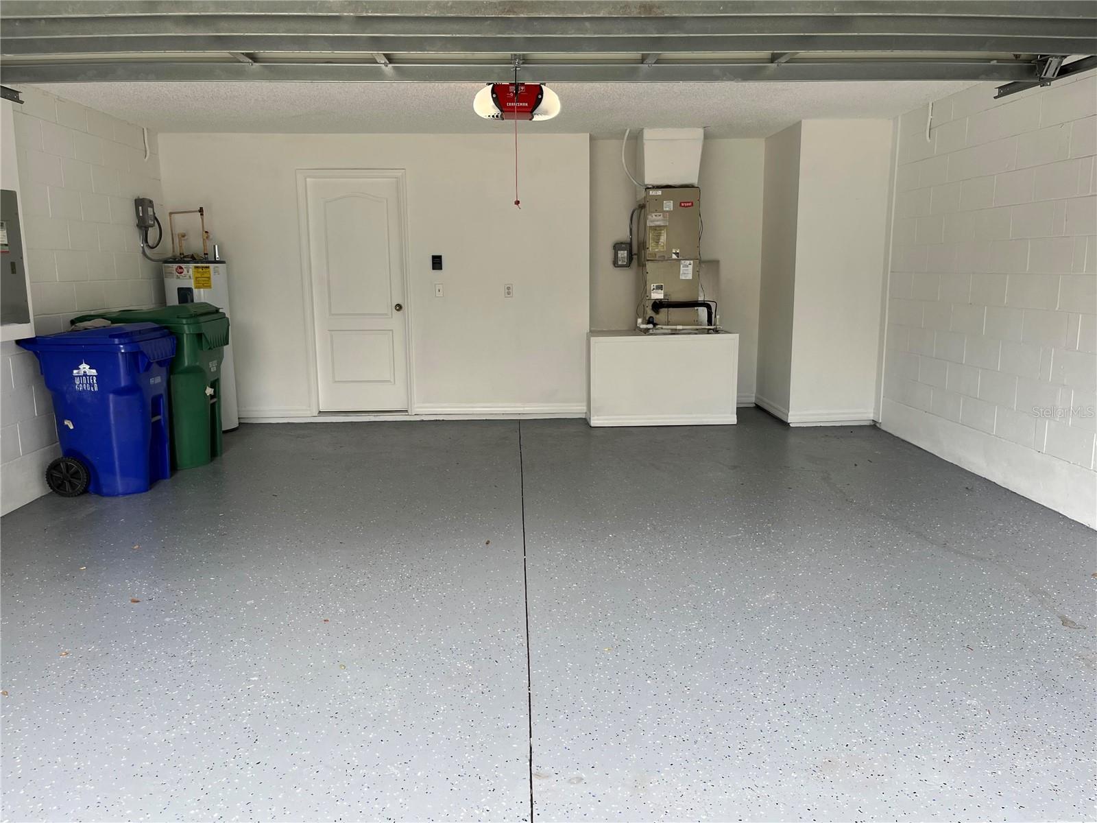 FINISHED GARAGE