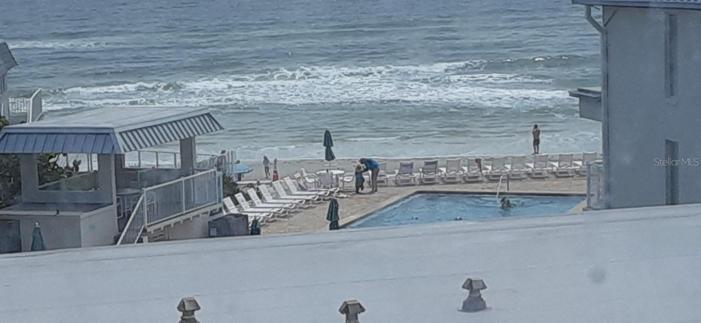 MASTER BEDROOM OCEAN BEACH AND POOL VIEWS