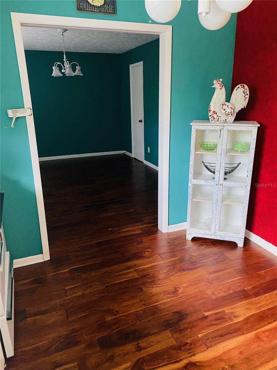 KITCHEN (LARGE ENOUGH FOR EAT IN)