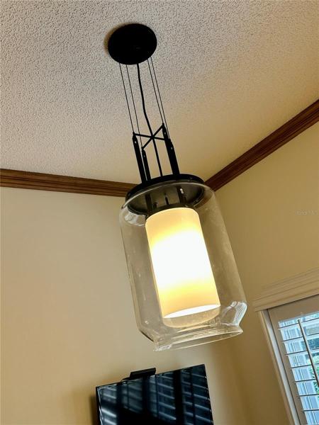 Eat in Dining Area in Kitchen