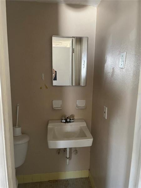1170