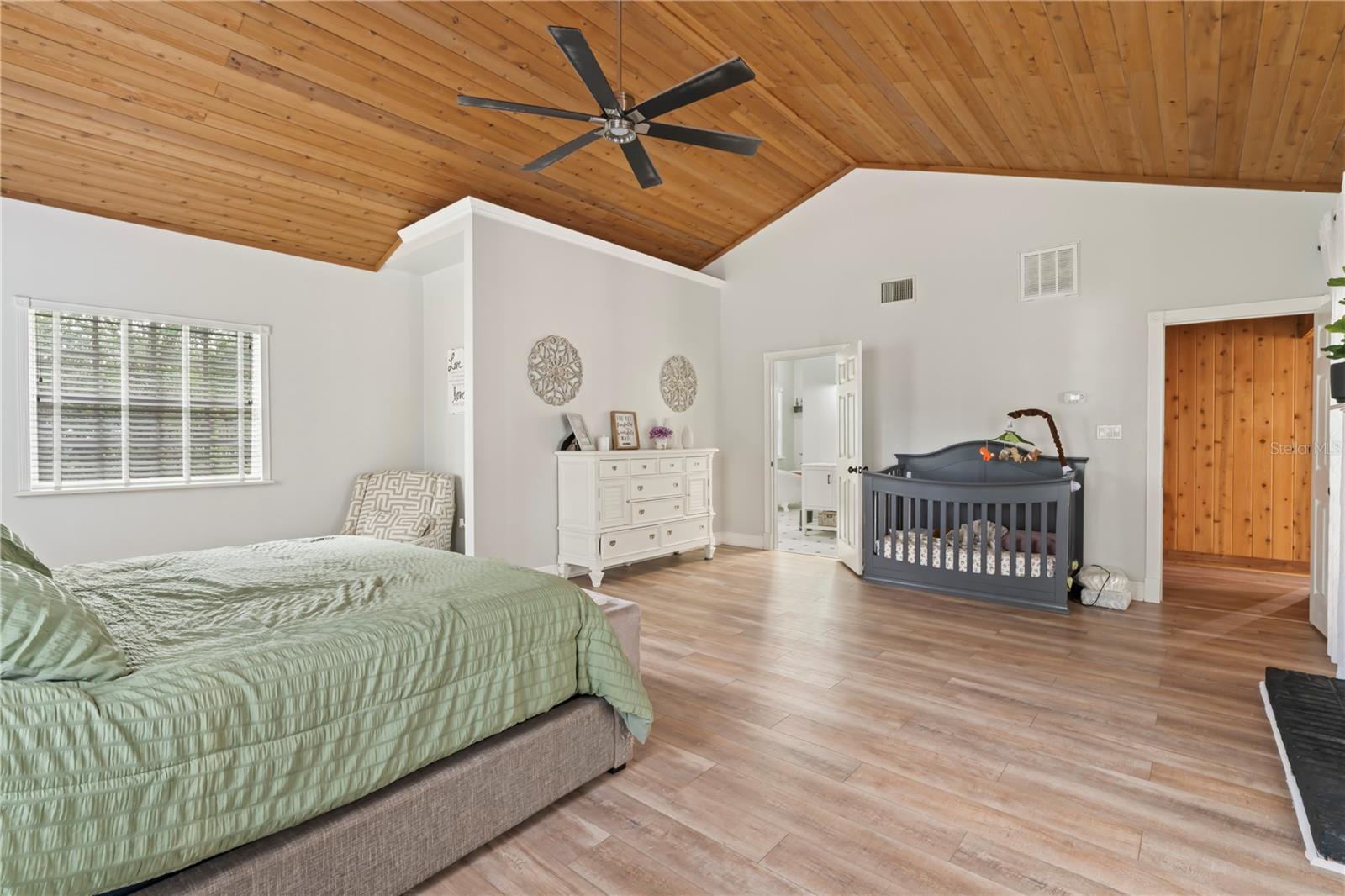 Masterbed with Cedar Vaulted Ceiling