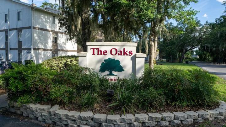The Oaks Condominiums
