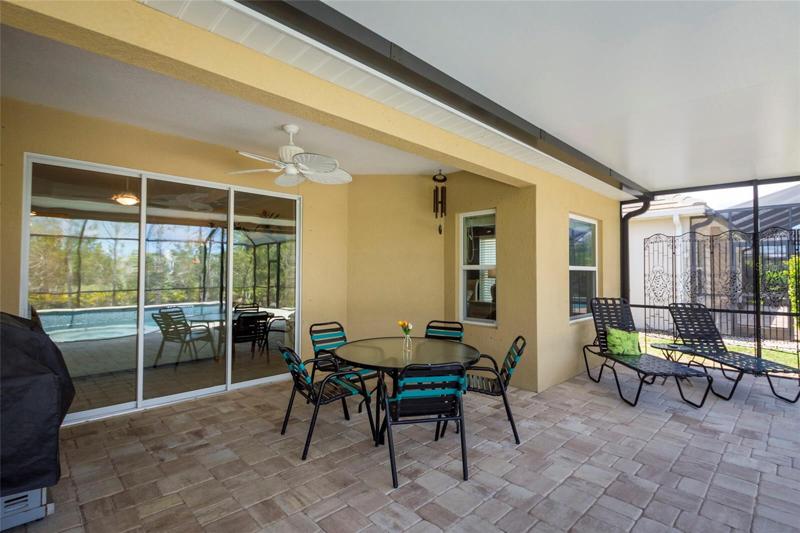 tons of outdoor living space and room for outdoor kitchen