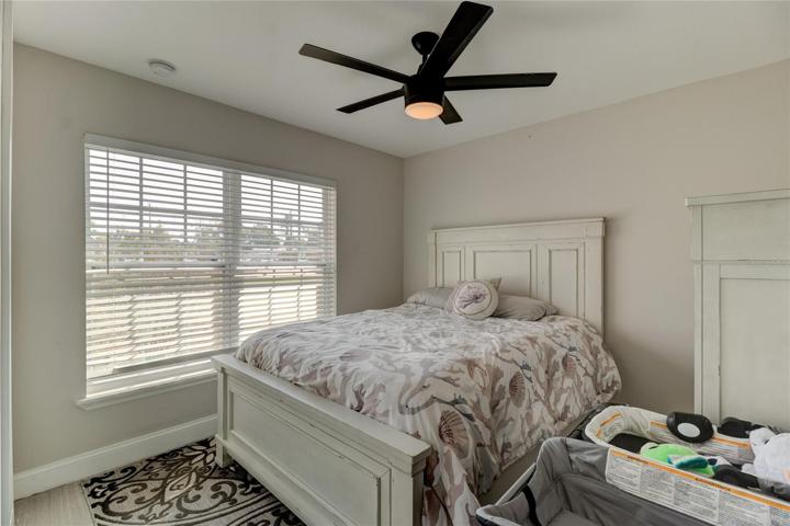 Front bedroom #2
