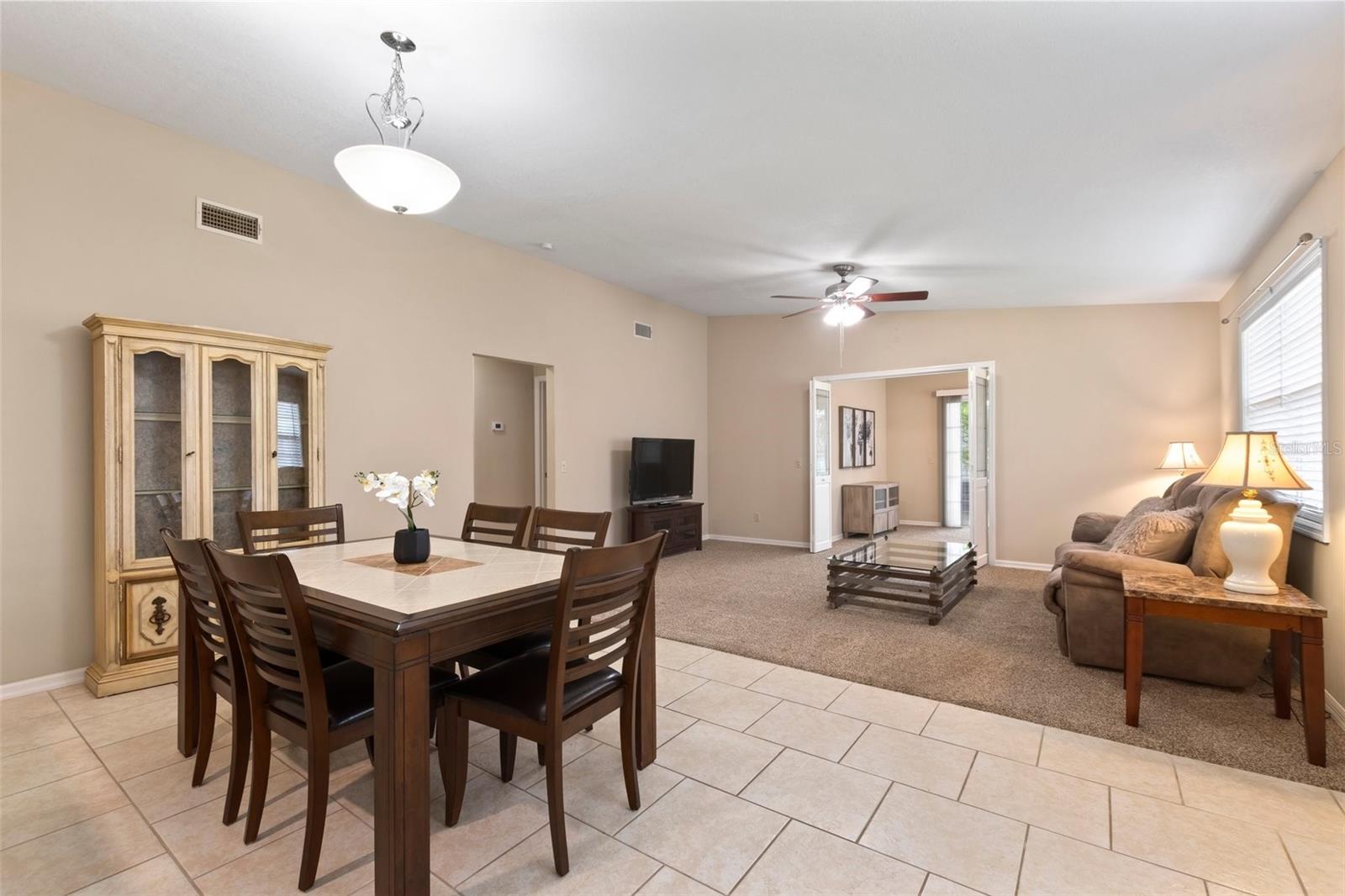 Dining/Living room combo