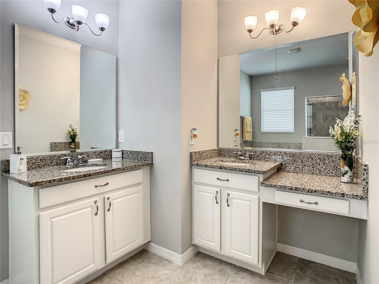 1st Floor Master Bathroom